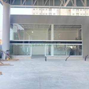 Loja com 156m², no bairro Panazzolo em Caxias do Sul para Alugar