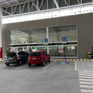 Loja com 156m², no bairro Panazzolo em Caxias do Sul para Alugar