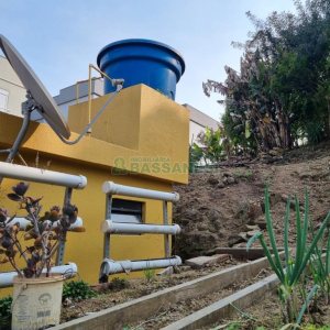 Casa com 63m², 3 dormitórios, 1 vaga, no bairro Esplanada em Caxias do Sul para Comprar