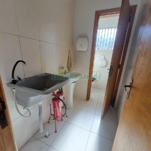 Loja com 192m², no bairro Kayser em Caxias do Sul para Alugar