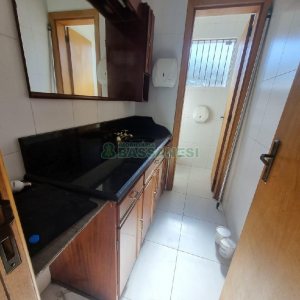 Loja com 192m², no bairro Kayser em Caxias do Sul para Alugar