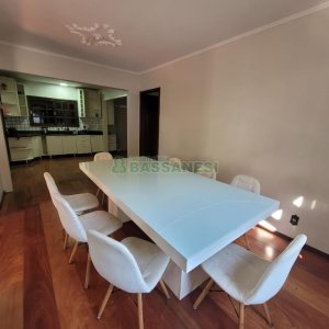 Apartamento com 122m², 3 dormitórios, 2 vagas, no bairro Cinqüentenário em Caxias do Sul para Comprar