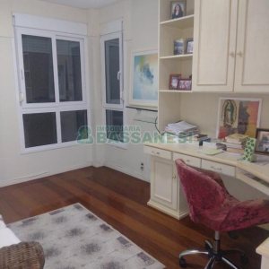 Apartamento com 199m², 3 dormitórios, 2 vagas, no bairro Jardim América em Caxias do Sul para Comprar