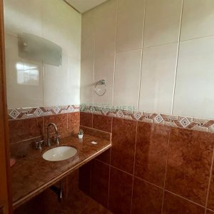 Casa com 337m², 3 dormitórios, 3 vagas, no bairro Bela Vista em Caxias do Sul para Comprar