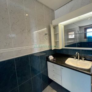 Casa com 337m², 3 dormitórios, 3 vagas, no bairro Bela Vista em Caxias do Sul para Comprar