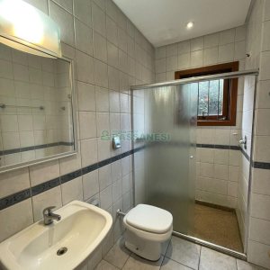 Casa com 337m², 3 dormitórios, 3 vagas, no bairro Bela Vista em Caxias do Sul para Comprar