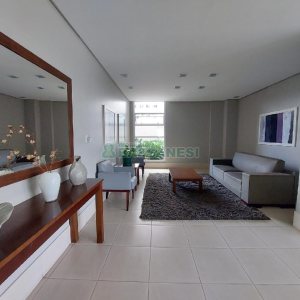 Apartamento com 101m², 3 dormitórios, 2 vagas, no bairro Universitário em Caxias do Sul para Comprar