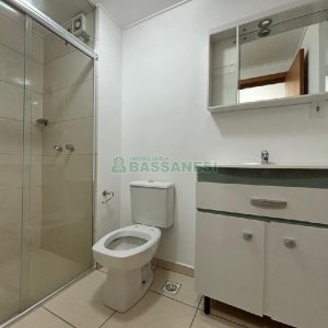 Apartamento com 101m², 3 dormitórios, 2 vagas, no bairro Universitário em Caxias do Sul para Comprar