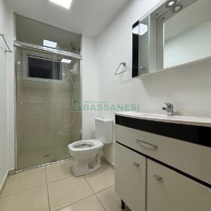 Apartamento com 101m², 3 dormitórios, 2 vagas, no bairro Universitário em Caxias do Sul para Comprar