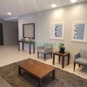 Apartamento com 101m², 3 dormitórios, 2 vagas, no bairro Universitário em Caxias do Sul para Comprar