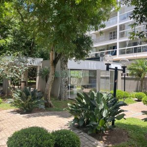 Apartamento com 101m², 3 dormitórios, 2 vagas, no bairro Universitário em Caxias do Sul para Comprar