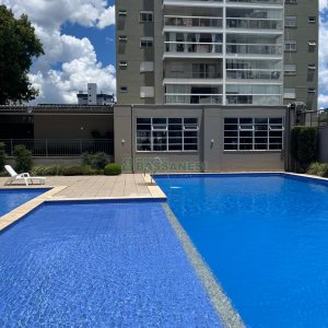 Apartamento com 101m², 3 dormitórios, 2 vagas, no bairro Universitário em Caxias do Sul para Comprar