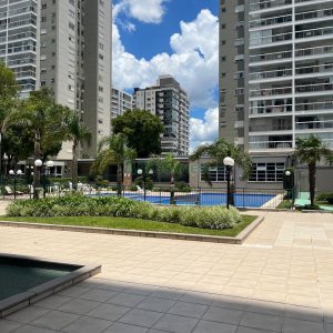 Apartamento com 101m², 3 dormitórios, 2 vagas, no bairro Universitário em Caxias do Sul para Comprar