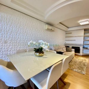 Apto Mobiliado com 162m², 3 dormitórios, 2 vagas, no bairro Sanvitto em Caxias do Sul para Comprar
