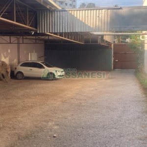 Estacionamento com 256m², no bairro Centro em Caxias do Sul para Alugar