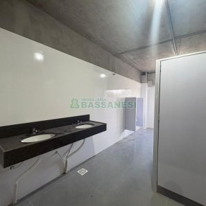 Pavilhão com 1492m², no bairro São Cristóvão em Caxias do Sul para Alugar