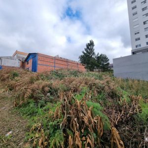 Terreno com 720m², no bairro Cinqüentenário em Caxias do Sul para Comprar