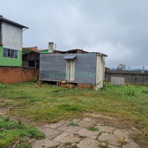 Terreno com 361m², no bairro Santa Lúcia em Caxias do Sul para Comprar