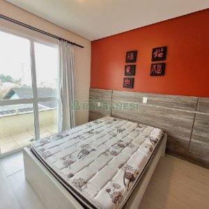 Apto Mobiliado com 75m², 3 dormitórios, 2 vagas, no bairro Kayser em Caxias do Sul para Alugar
