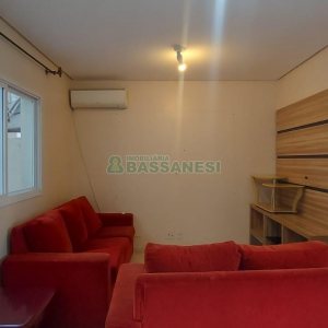 Apto Mobiliado com 75m², 3 dormitórios, 2 vagas, no bairro Kayser em Caxias do Sul para Alugar