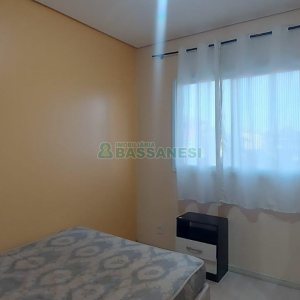 Apto Mobiliado com 75m², 3 dormitórios, 2 vagas, no bairro Kayser em Caxias do Sul para Alugar