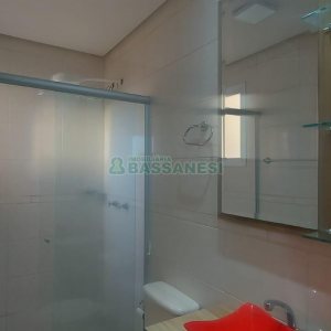 Apto Mobiliado com 75m², 3 dormitórios, 2 vagas, no bairro Kayser em Caxias do Sul para Alugar