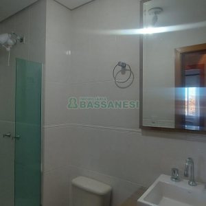 Apto Mobiliado com 75m², 3 dormitórios, 2 vagas, no bairro Kayser em Caxias do Sul para Alugar