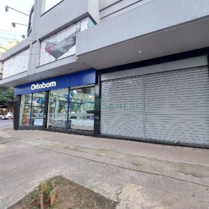 Loja com 150m², no bairro São Pelegrino em Caxias do Sul para Alugar