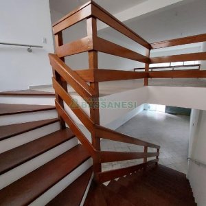 Loja com 150m², no bairro São Pelegrino em Caxias do Sul para Alugar