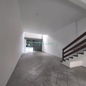 Loja com 150m², no bairro São Pelegrino em Caxias do Sul para Alugar