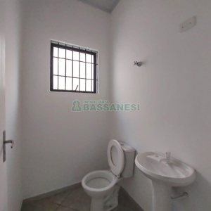 Loja com 150m², no bairro São Pelegrino em Caxias do Sul para Alugar