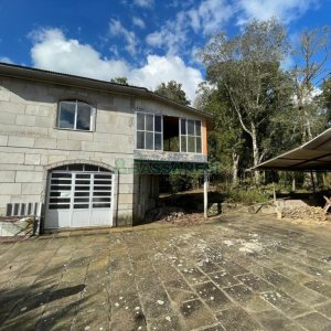 Casa com 120m², 3 dormitórios, 1 vaga, no bairro Cruzeiro em Caxias do Sul para Comprar
