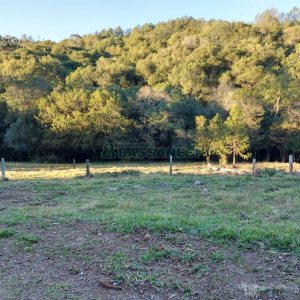 Chácara, no bairro Pedras Brancas em São Marcos para Comprar