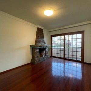 Apartamento com 138m², 3 dormitórios, 2 vagas, no bairro São Pelegrino em Caxias do Sul para Comprar