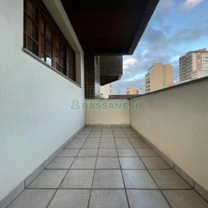 Apartamento com 138m², 3 dormitórios, 2 vagas, no bairro São Pelegrino em Caxias do Sul para Comprar