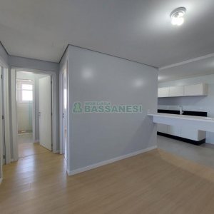 Apartamento com 84m², 2 dormitórios, 1 vaga, no bairro Panazzolo em Caxias do Sul para Alugar
