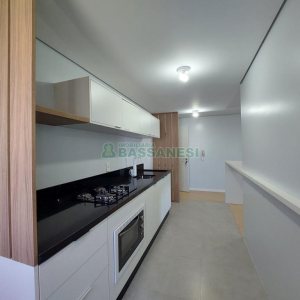 Apartamento com 84m², 2 dormitórios, 1 vaga, no bairro Panazzolo em Caxias do Sul para Alugar