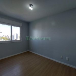 Apartamento com 84m², 2 dormitórios, 1 vaga, no bairro Panazzolo em Caxias do Sul para Alugar