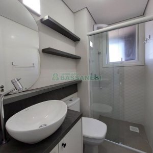 Apartamento com 84m², 2 dormitórios, 1 vaga, no bairro Panazzolo em Caxias do Sul para Alugar
