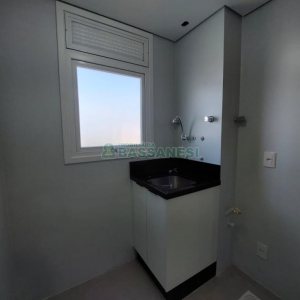 Apartamento com 84m², 2 dormitórios, 1 vaga, no bairro Panazzolo em Caxias do Sul para Alugar