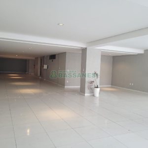 Loja com 300m², no bairro Centro em Caxias do Sul para Alugar