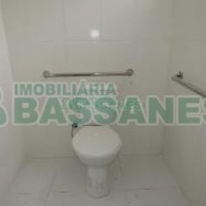 Loja com 300m², no bairro Centro em Caxias do Sul para Alugar