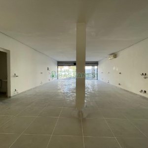 Loja com 100m², no bairro Cristo Redentor em Caxias do Sul para Alugar