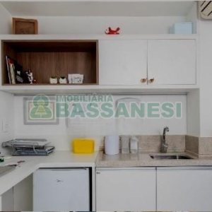 Loja Mobiliada com 30m², no bairro Cruzeiro em Caxias do Sul para Alugar