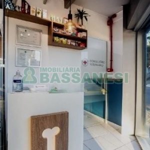 Loja Mobiliada com 30m², no bairro Cruzeiro em Caxias do Sul para Alugar