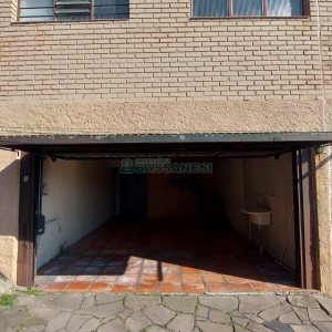 Sobrado com 160m², 2 dormitórios, 2 vagas, no bairro Cruzeiro em Caxias do Sul para Alugar