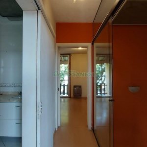 Sobrado com 160m², 2 dormitórios, 2 vagas, no bairro Cruzeiro em Caxias do Sul para Alugar