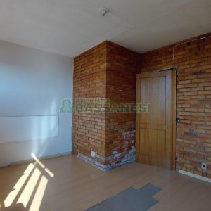 Sobrado com 160m², 2 dormitórios, 2 vagas, no bairro Cruzeiro em Caxias do Sul para Alugar