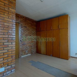 Sobrado com 160m², 2 dormitórios, 2 vagas, no bairro Cruzeiro em Caxias do Sul para Alugar