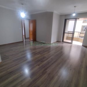 Apartamento com 108m², 3 dormitórios, 1 vaga, no bairro São Pelegrino em Caxias do Sul para Comprar